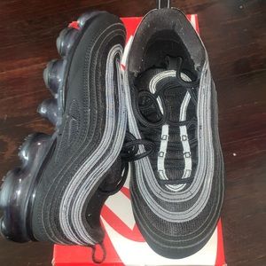 Nike Air Vapor Max 97, size 5 youth, reflective